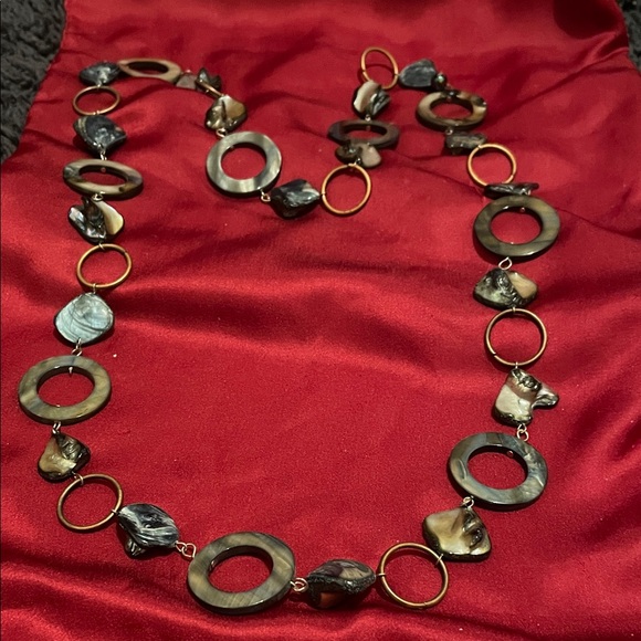 Fashion Jewelry Jewelry - Fashion Jewelry Black and Gold Circle Necklace